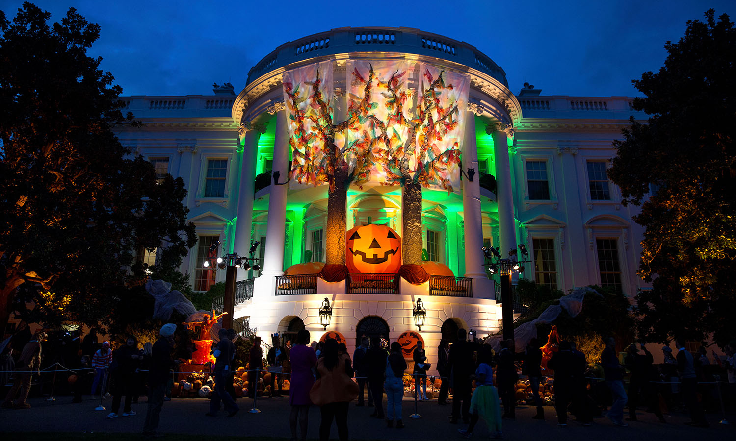 Freedom Of Speech Threatened, A Looming Government Shutdown, and Patent Trolls